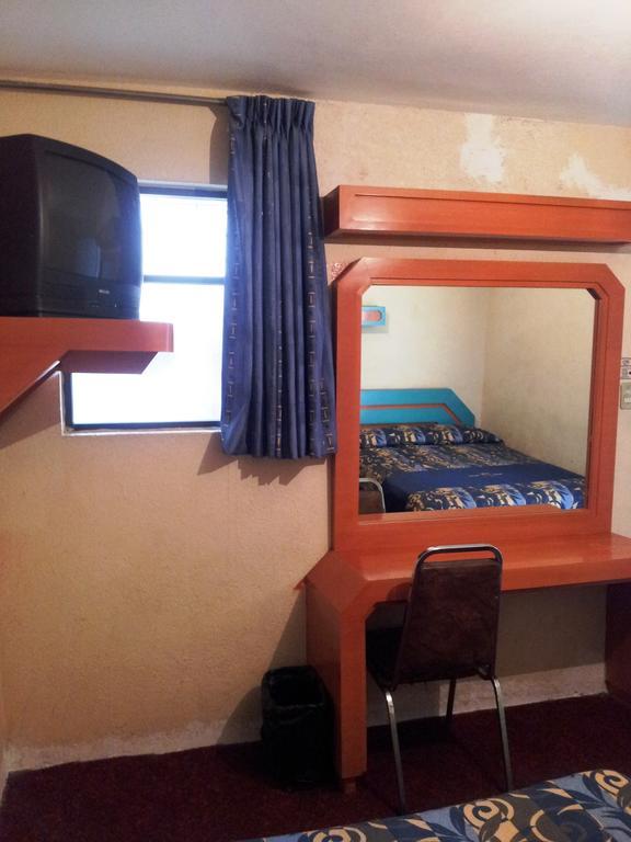 Hotel Florida Mexico City Room photo